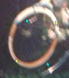 Tennis racket edges used to identify motion-blur direction