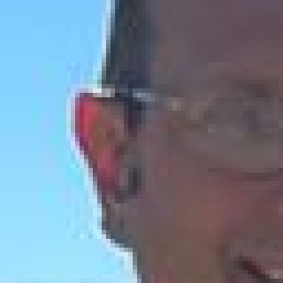 Camera sharpening halo at normal size
